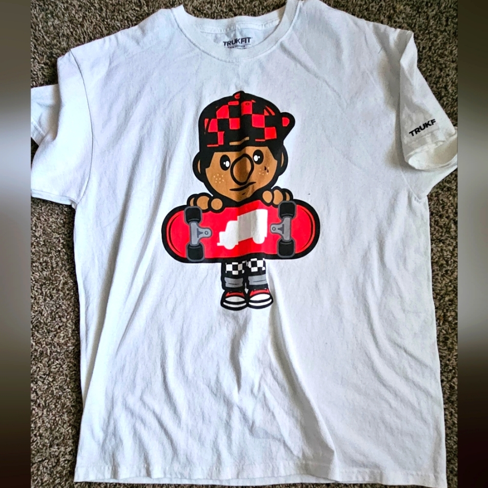 White  t-shirt